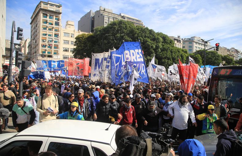 Movimientos sociales volverán a la calles junto a los jubilados.&nbsp;