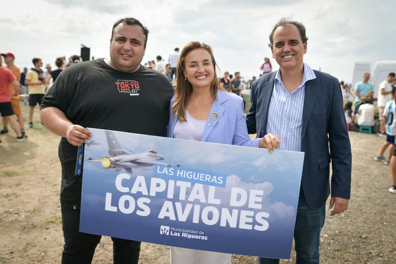 La dirigencia local que no fue invitada tuvo su propio evento, con la gente&nbsp;