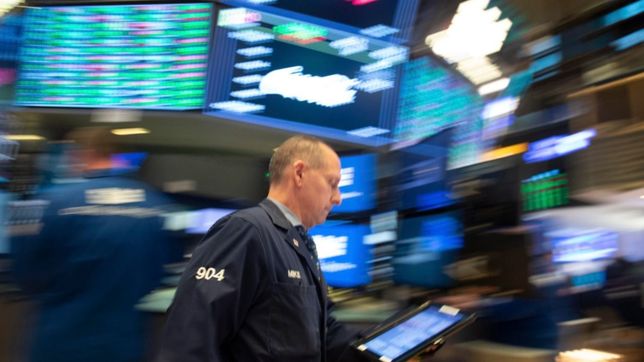 los mercados globales se desploman de nuevo y afectan mas a argentina