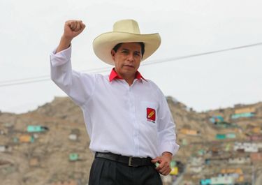 Castillo asumirá en Perú precozmente limado por el establishment