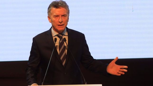 macri interrumpe su descanso para inaugurar un parque eolico en chubut