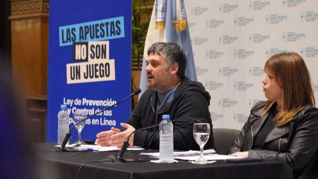 Facundo Tignanelli y Micaela Olivetto