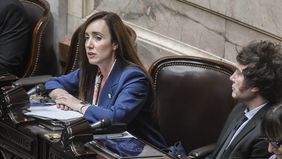 Victoria Villarruel habla, Javier Milei escucha Victoria Villarruel habla, Javier Milei escucha