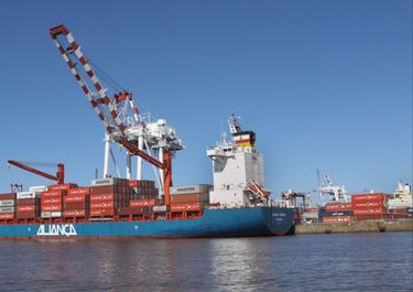 La Aduana detectó un festival de maniobras truchas para eludir el cepo