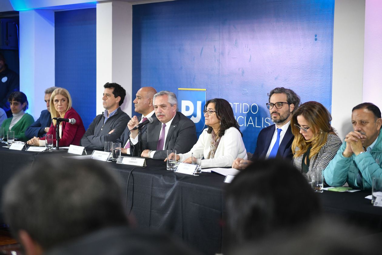 Albertro y demás.jpg
