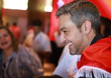 Con Mario Abdo, el Partido Colorado se reinventa para retener el poder