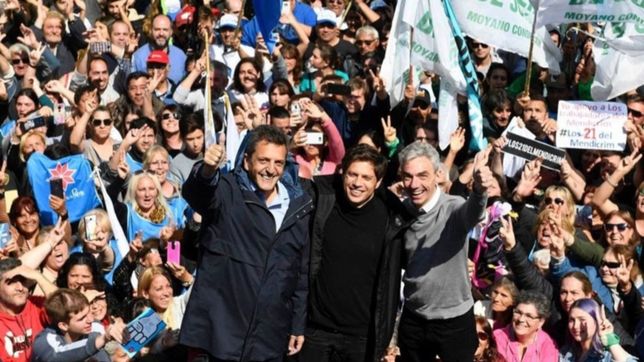 el vagon de ex intendentes massistas que copan las ferroviarias estatales