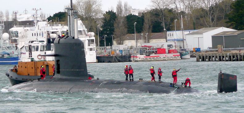 Presupuesto 2025, el submarino Scorpène con el que sueña Luis Petri