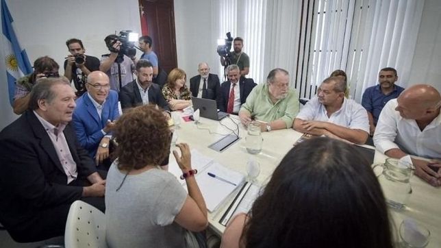 la nacion se mete en la pelea sin fin perotti - docentes