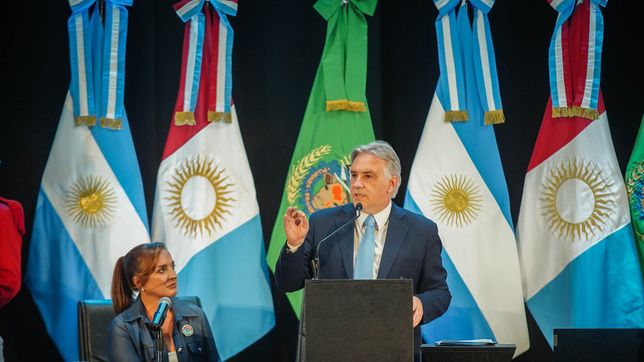 Martín Llaryora inaugura sesiones en el Cine&nbsp; Teatro Sporting de la ciudad de Laboulaye