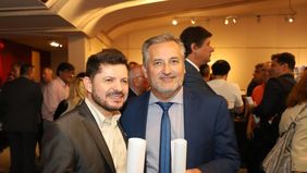Para evitar el fuego amigo, Perotti presentó a sus espadas en el Senado