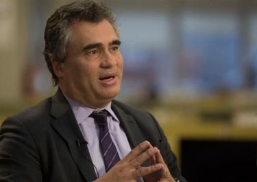Vanoli: No se está evaluando un aumento de la edad jubilatoria”