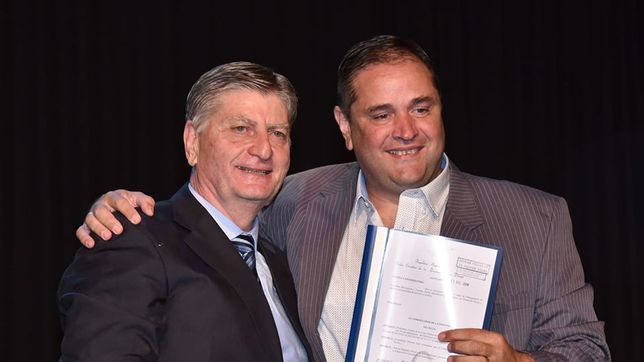 El gobernador de La Pampa, Sergio Ziliotto, junto a su subsecretario de Deportes, Ceferino Martínez Almudévar.&nbsp;