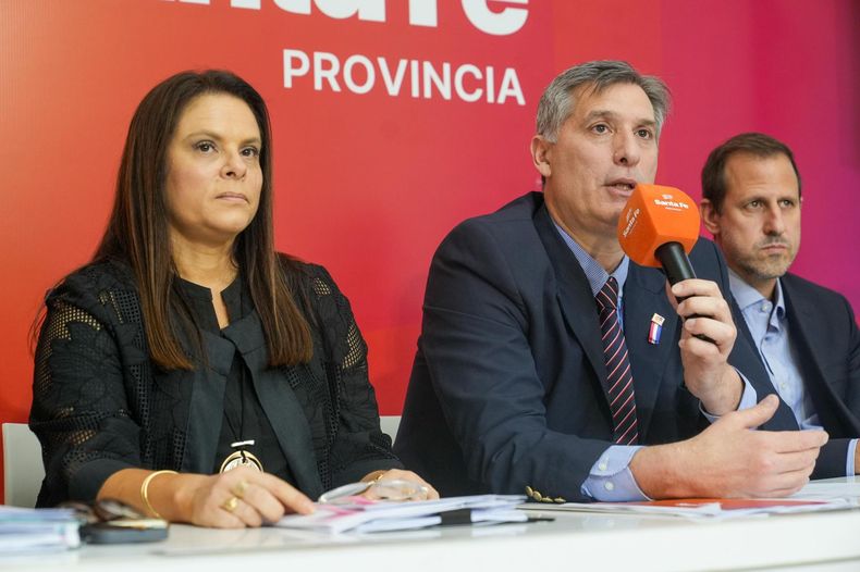 El ministro de Economía de Santa Fe, Pablo Olivares.