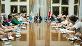 Rogelio Frigerio reunió a los gremios estatales para trabajar sobre la reforma previsional.