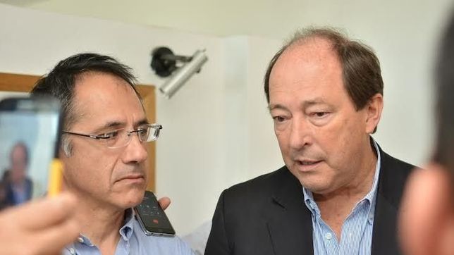 sanz llego a roca para vigorizar la campana y calmar los animos