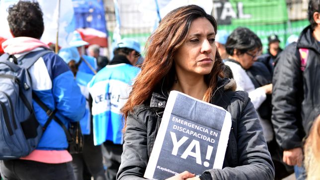 Encuesta: la mayaría rechaza el veto de Javier Milei a la ley de Emergencia en Discapacidad