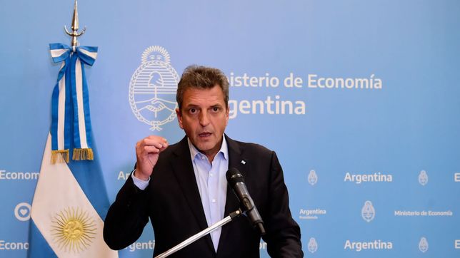 massa pisa el dolar oficial, pero el mercado no le cree