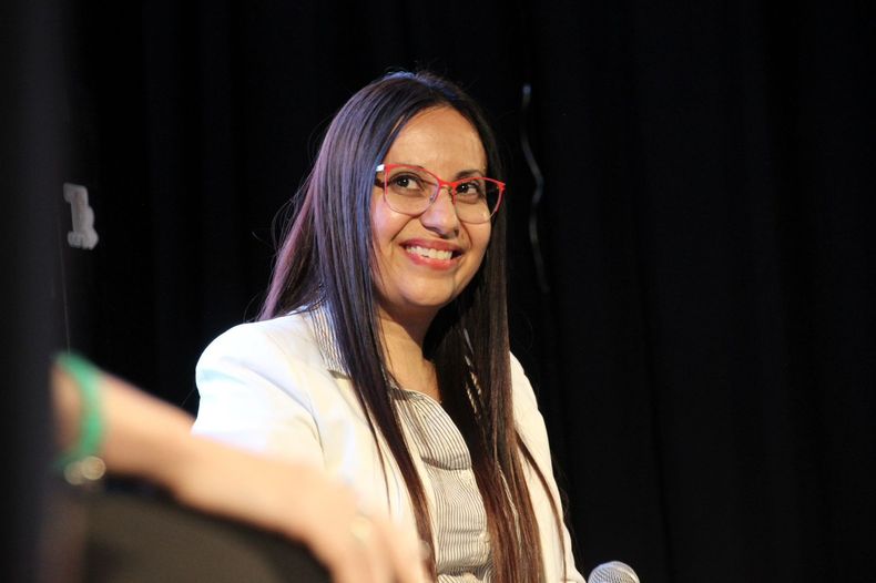 Natalia Albarez Gómez, egresada de la UNLaR y nueva rectora. 