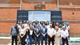 Francisco Azcué inauguró Puerto TEC en Concordia.