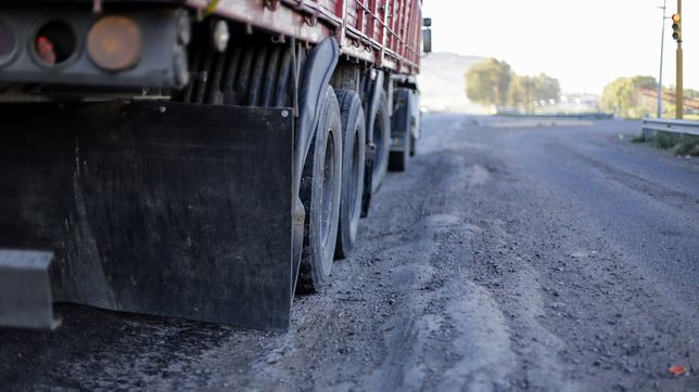 La ruta nacional 22 es una vía de comunicación compleja y con serias dificultades en Río Negro.