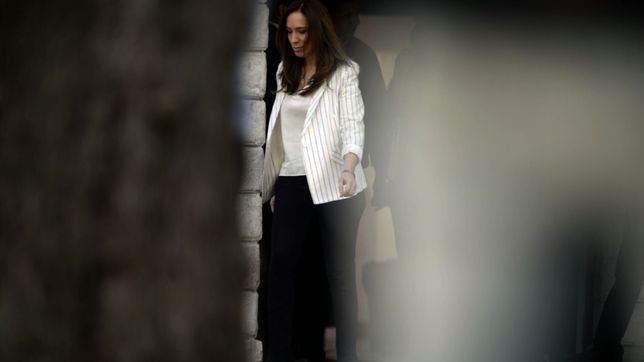 cresta roja, docentes y obras clave, tres deudas de vidal en tres anos