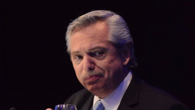 fernandez apoyo la legalizacion del aborto y anuncio el ministerio de la mujer