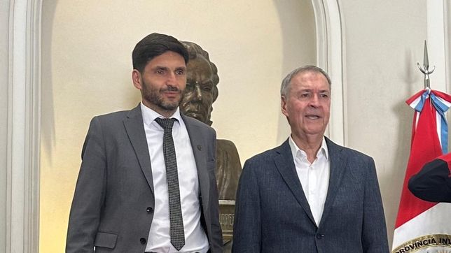 Maximiliano Pullaro y Juan Schiaretti en la útlima visita del cordobés a Santa Fe.