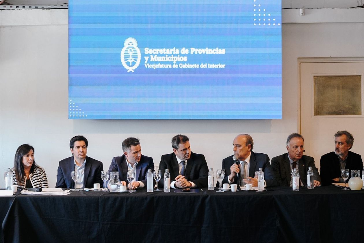 Guillermo Francos prometió apoyo del gobierno nacional al municipalismo cordobés