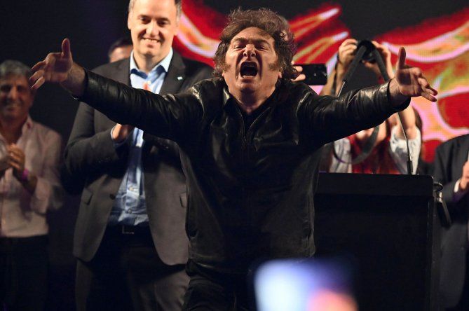 Javier Milei, ¿autor o intérprete?