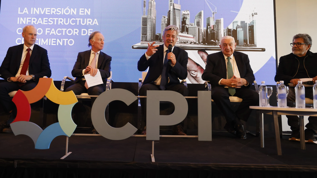 Los reclamos del Grupo de los Seis a Javier Milei