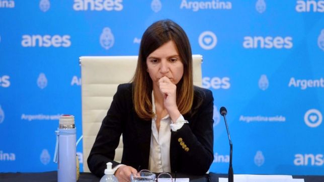 el gobierno apura las jubilaciones de mas de 200 jueces y fiscales