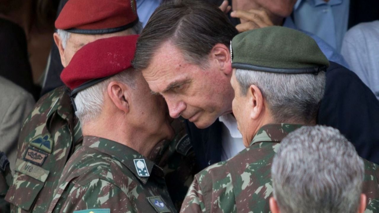 Las Fuerzas Armadas, el bastión y la esperanza de Bolsonaro