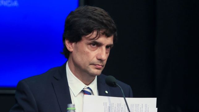 lacunza se va con consejos: discutiria plazos, no montos de la deuda