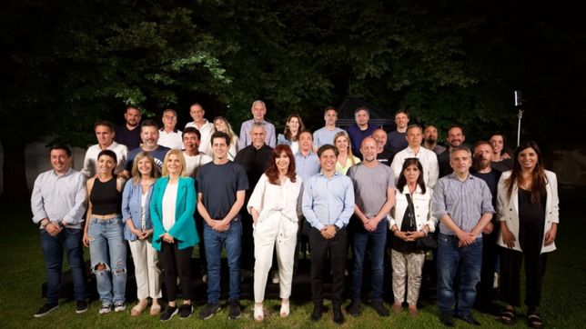 la cfk ?terrenal? con ?chip de campana? entusiasma a los intendentes