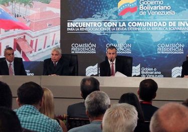Venezuela en default: versiones encontradas en una pelea global