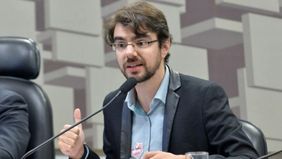 Economista de Lula abre el paraguas: El escenario es mucho peor que el de 2003