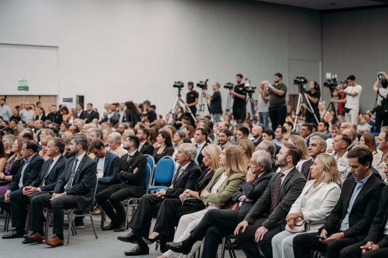 Dirigentes en la Asamblea Legislativa donde Rogelio Frigerio dio su mensaje.