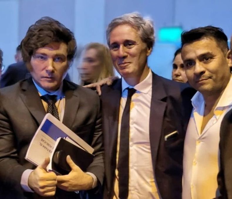 El empresario Andrés Laumann (en el centro), será candidato de Milei en Paraná.