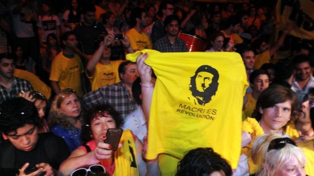 macri y el che guevara: ya nadie va a escuchar tu remera