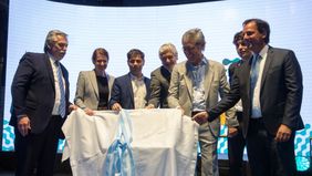 Entre pomelo y chicanas impositivas, se bajó Lavagna y reapareció Sanz