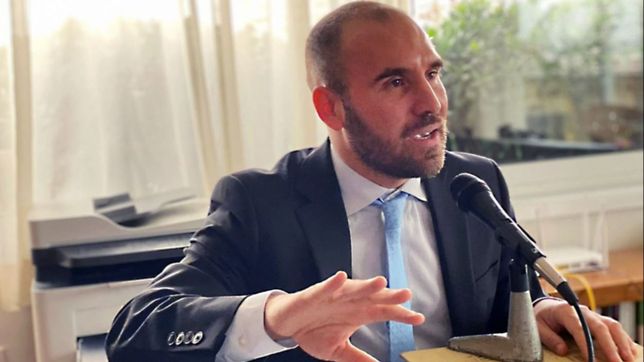 guzman acelera: acuerdo con el staff del fmi y al congreso en diciembre