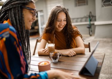 DIRECTV suma inteligencia artificial a su red de fibra óptica en alianza con DYNAMOEDGE DIRECTV suma inteligencia artificial a su red de fibra óptica en alianza con DYNAMOEDGE