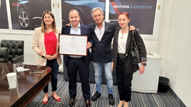 El Grupo Jack, uno de los beneficiados por los cupos de Toto Caputo, recibió distinción en el Senado