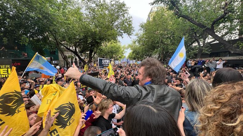 Milei en Mendoza.jpg