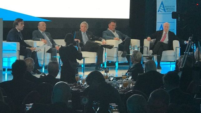 empresarios reclaman previsibilidad y estabilidad macroeconomica