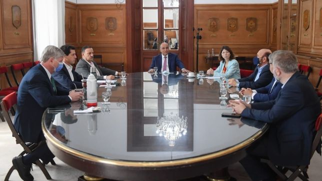 presupuesto: el gobierno muestra tropa federal para presionar a la oposicion