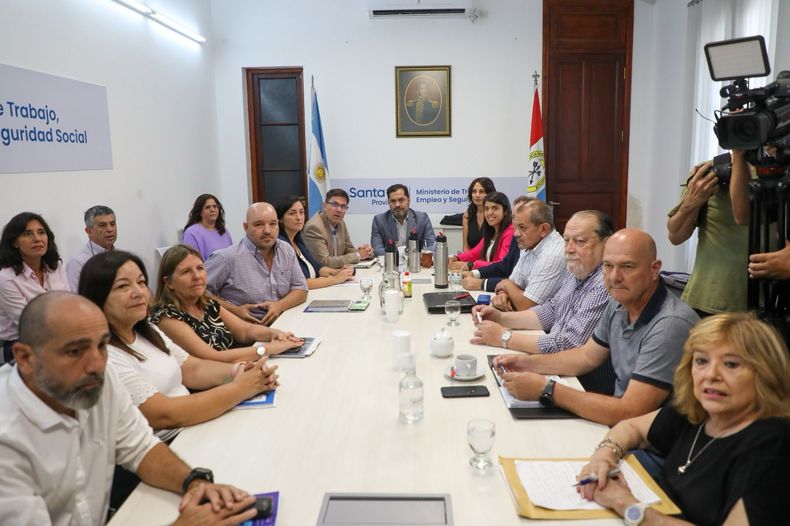 Santa Fe abrió la paritaria docente