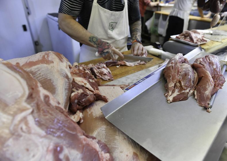 Los precios de la carne se disparan y empujan la inflación de noviembre. 