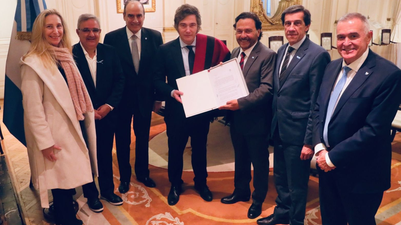 &nbsp;Javier Milei en un encuentro con gobernadores del norte.&nbsp;